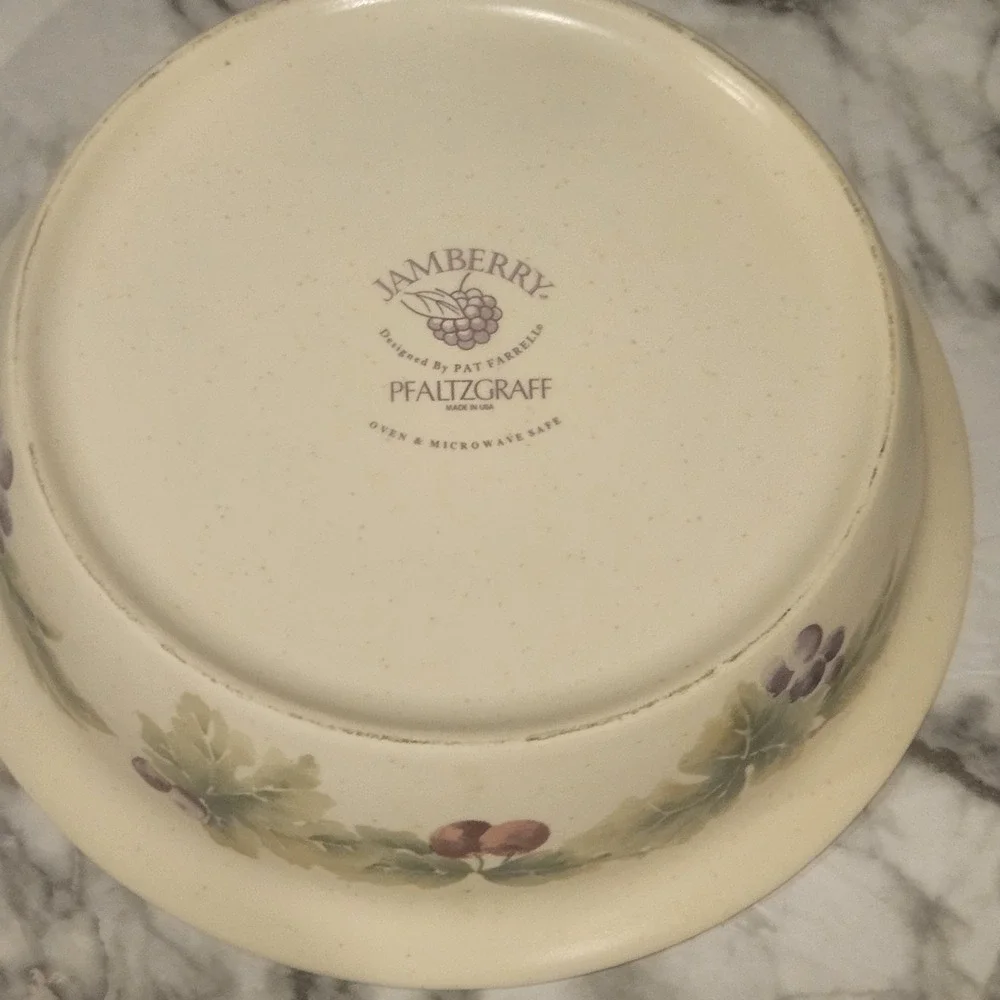 Pfaltzgraff Grapevine Stoneware Baking Dishes‎ – Set of 2, Mixed Sizes